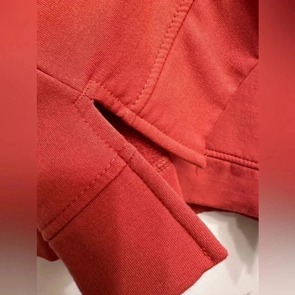 Orvis rust colored soft vneck sweatshirt - Picture 7 of 7